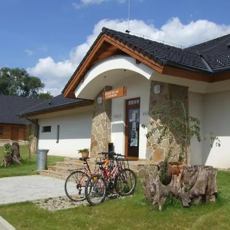 Wellness Pension & Salas Saris Park