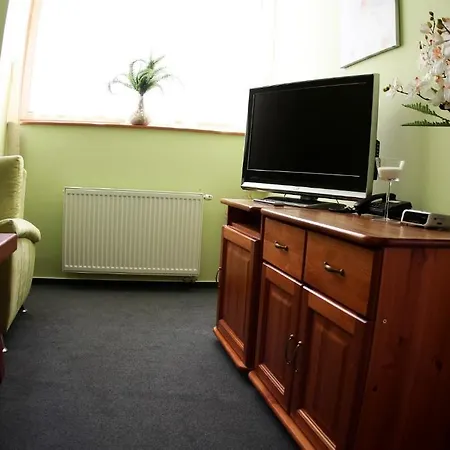 Hotel Wellness Pension & Salas Saris Park